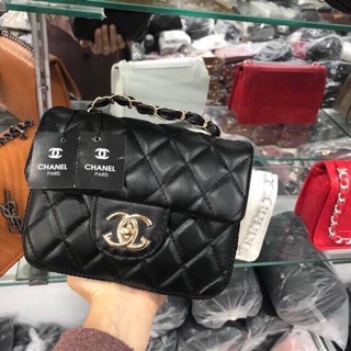 ✅FREESHIP✅Túi xách nữ sẵn hàng.Size Dài 18cm * Cao 12cm.Túi 1 ngăn to và 1 ngăn khoá nhỏ