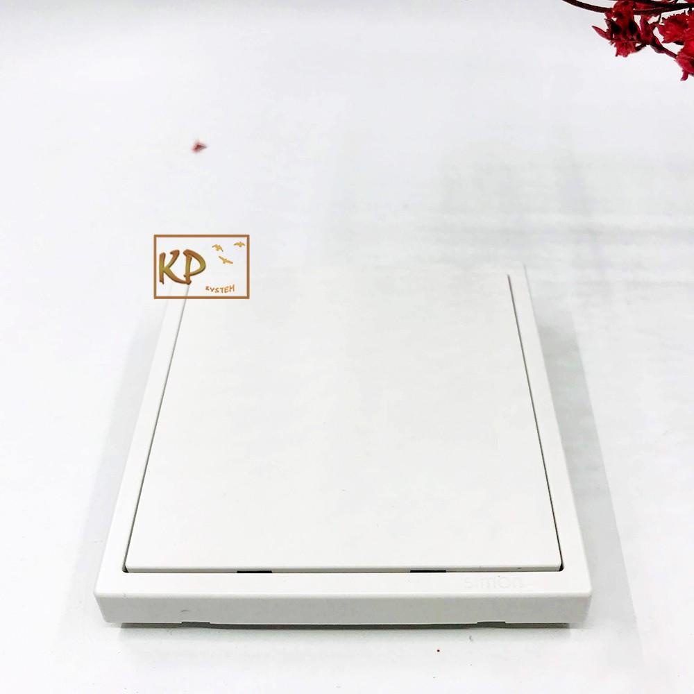Mặt che trơn vuông cho ổ điện lắp đế âm chuẩn vuông Simon i7 701000