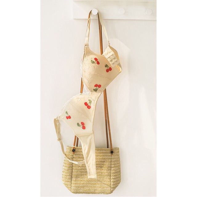 Bán Sỉ Áo Lót Fruit GirlSu Ren Hoa Quả Nhiệt Đới Không Gọng Nâng Ngực Xuất Nhật | BigBuy360 - bigbuy360.vn