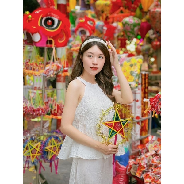 Set đồ nữ áo yếm vân hoa nổi và quần đũi suông hai màu trắng, đỏ, đi dạo, đi biển (bán lẻ áo hoặc quần)
