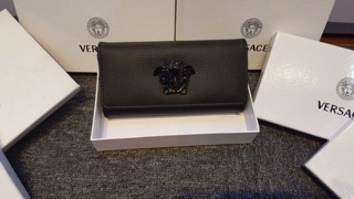 Ví cầm tay versace