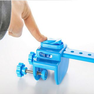 Giá đỡ chống cận cho bé