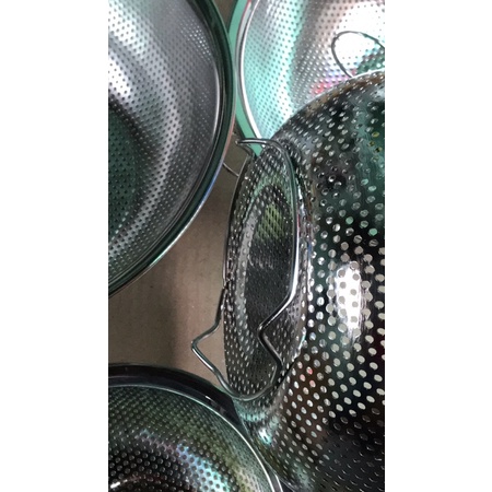 Rổ inox có móc treo xịn dày sáng bóng có chân đế