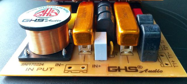 Phân tần loa 1bass 4treble GHS