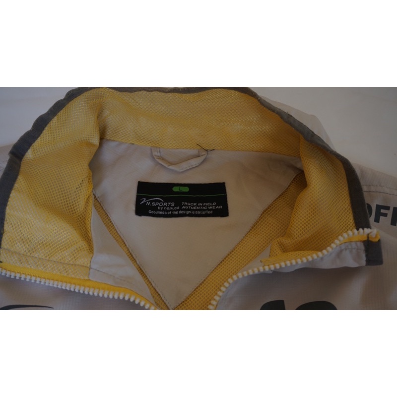 Áo GILE 2hand Vintage 90s