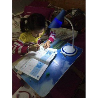 Đèn học chống cận loại to