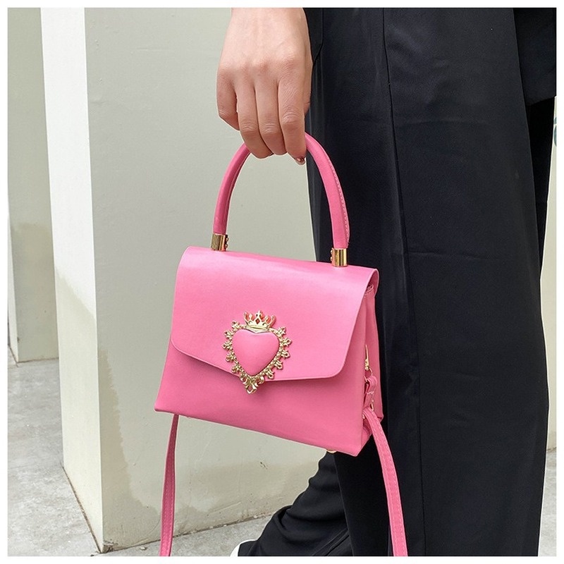 Túi Đeo Chéo Trang Trí Hình Trái Tim Phong Cách Cổ Điển Mẫu Mới 2022 NB00352