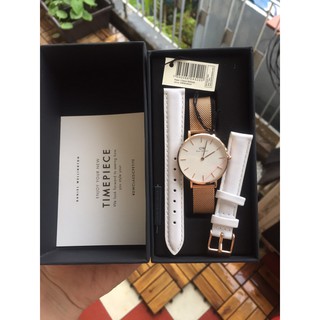 Đồng hồ Dw petite nữ authentic 32mm tặng cuff hoặc dây da rời
