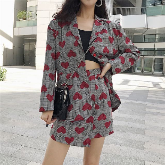 Set vest nữ xám hoạ tiết hình trái tim thời trang EMMIE (có bán rời)