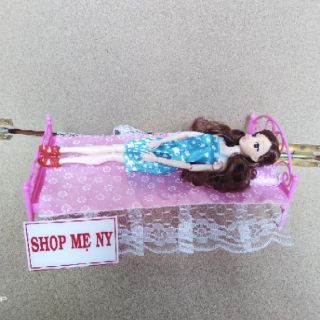 Set búp bê khớp và giường.
