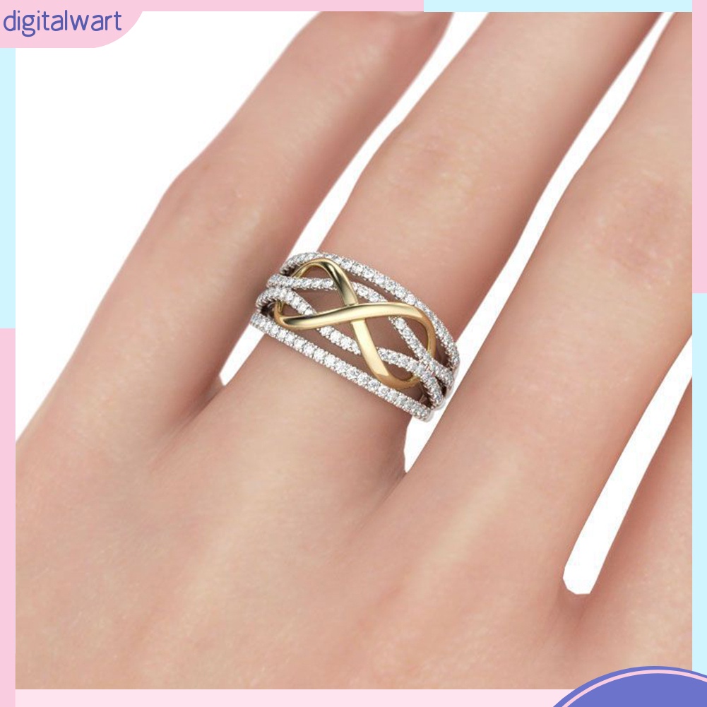 Nhẫn đính hôn đính đá hình số 8 sang trọng