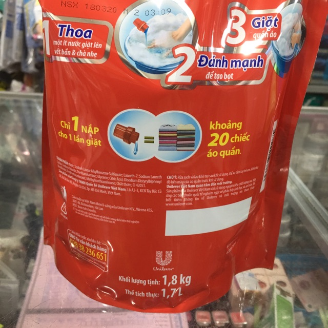 Nước giặt tay OMO siêu bọt 1.7 lít (1.8kg)