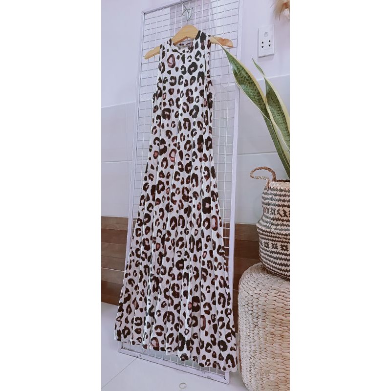 Đầm maxi hoạ tiết beo | BigBuy360 - bigbuy360.vn