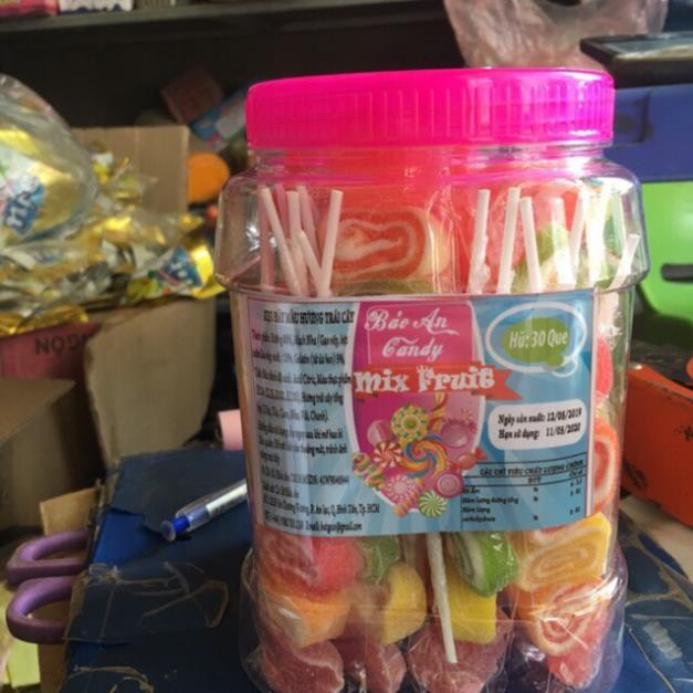 Kẹo dẻo xiên ( 30 que 1 lọ)