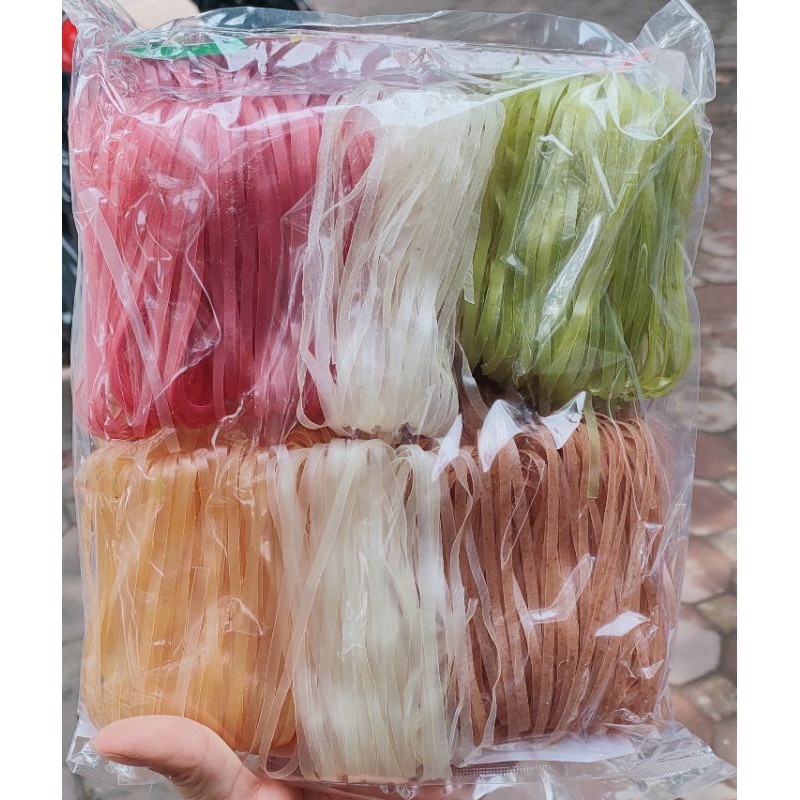 MÌ BÚN NGŨ SẮC rau củ gói 500g gồm gấc /ngô/ cẩm/ /gạo lứt siêu ngon đặc biệt. | BigBuy360 - bigbuy360.vn