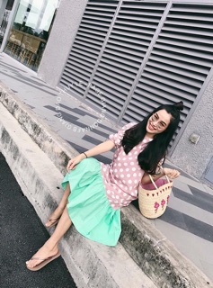 Đầm suông phối chân đuoi cá màu cá tính