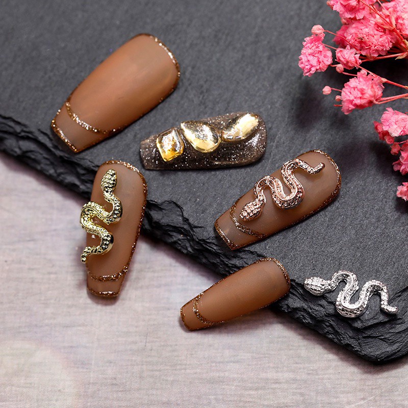 Charm rắn kim loại trang trí móng siêu cute nail