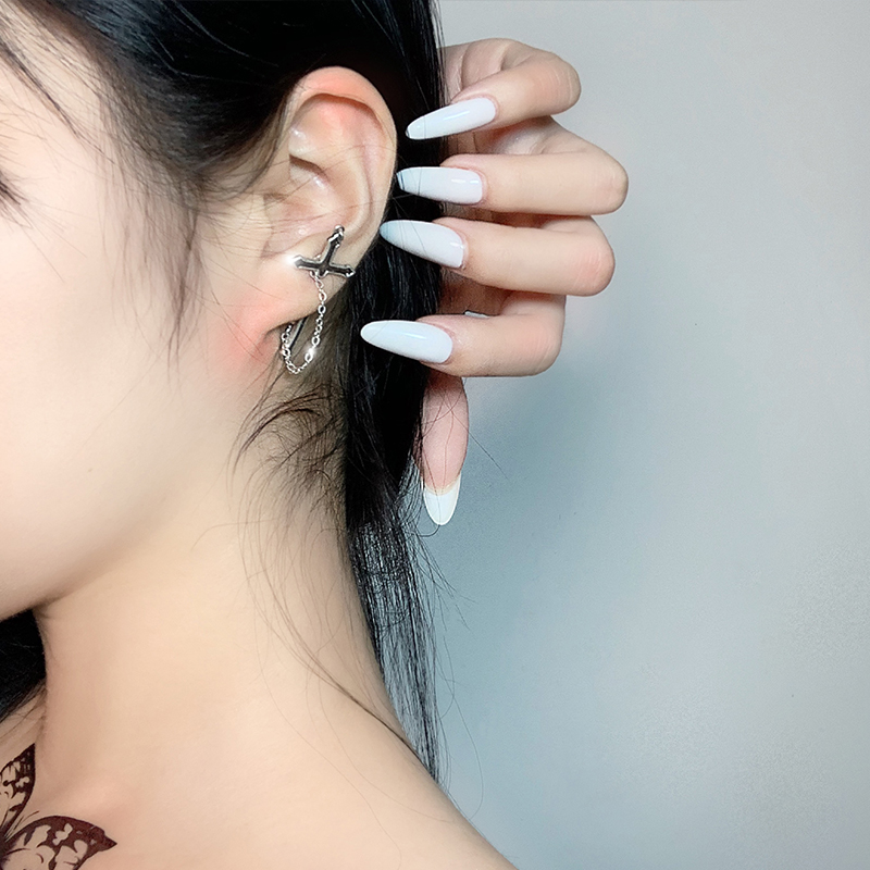 Khuyên Tai Hình Chữ Thập Cá Tính Độc Đáo Hợp Thời Trang