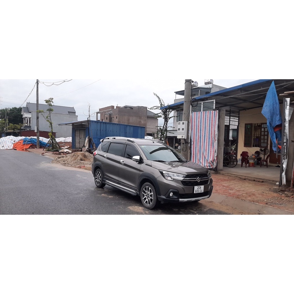 Bậc lên xuống, bệ bước chân cho SUZUKI XL7 mới nhất