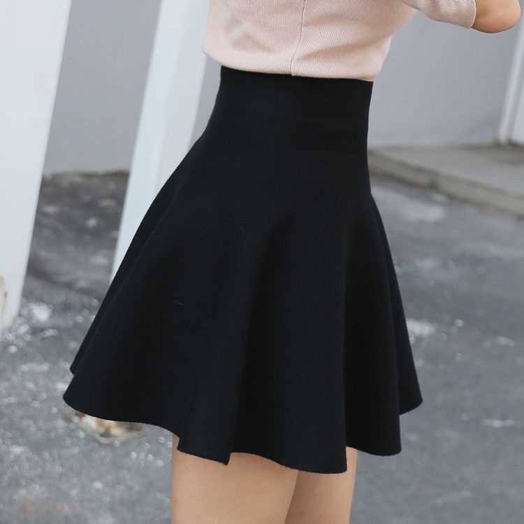 Chân váy ngắn xếp ly lưng cao dệt kim màu sắc thời trang xuân thu mới 2021