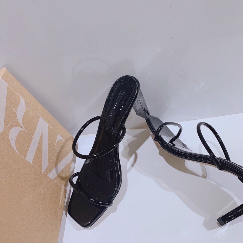 Guốc gót dẹt mảnh quai mảnh trắng đen nâu