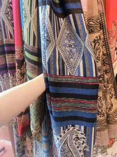 Khăn dệt thổ cẩm Sapa