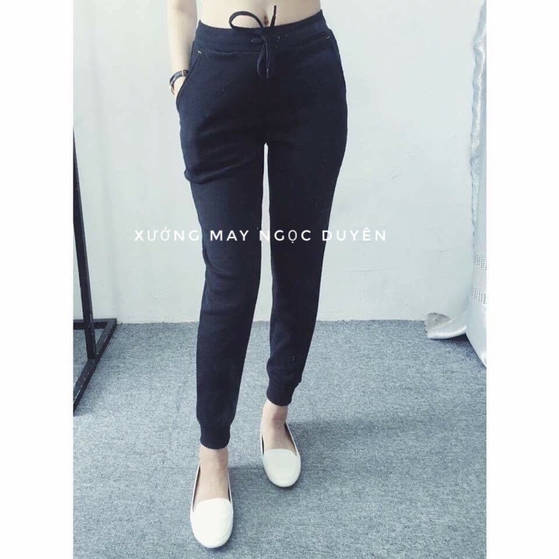 Quần Jogger nữ thể thao tập gym bo gấu màu đen xám - Quần jogger nỉ dây rút nữ cạp chun có túi dáng dài chất vải len tăm | BigBuy360 - bigbuy360.vn