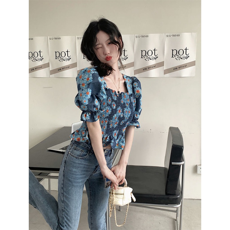 Áo Kiểu Tay Ngắn Phồng Cổ Vuông Họa Tiết Hoa Phong Cách Retro Phương Tây