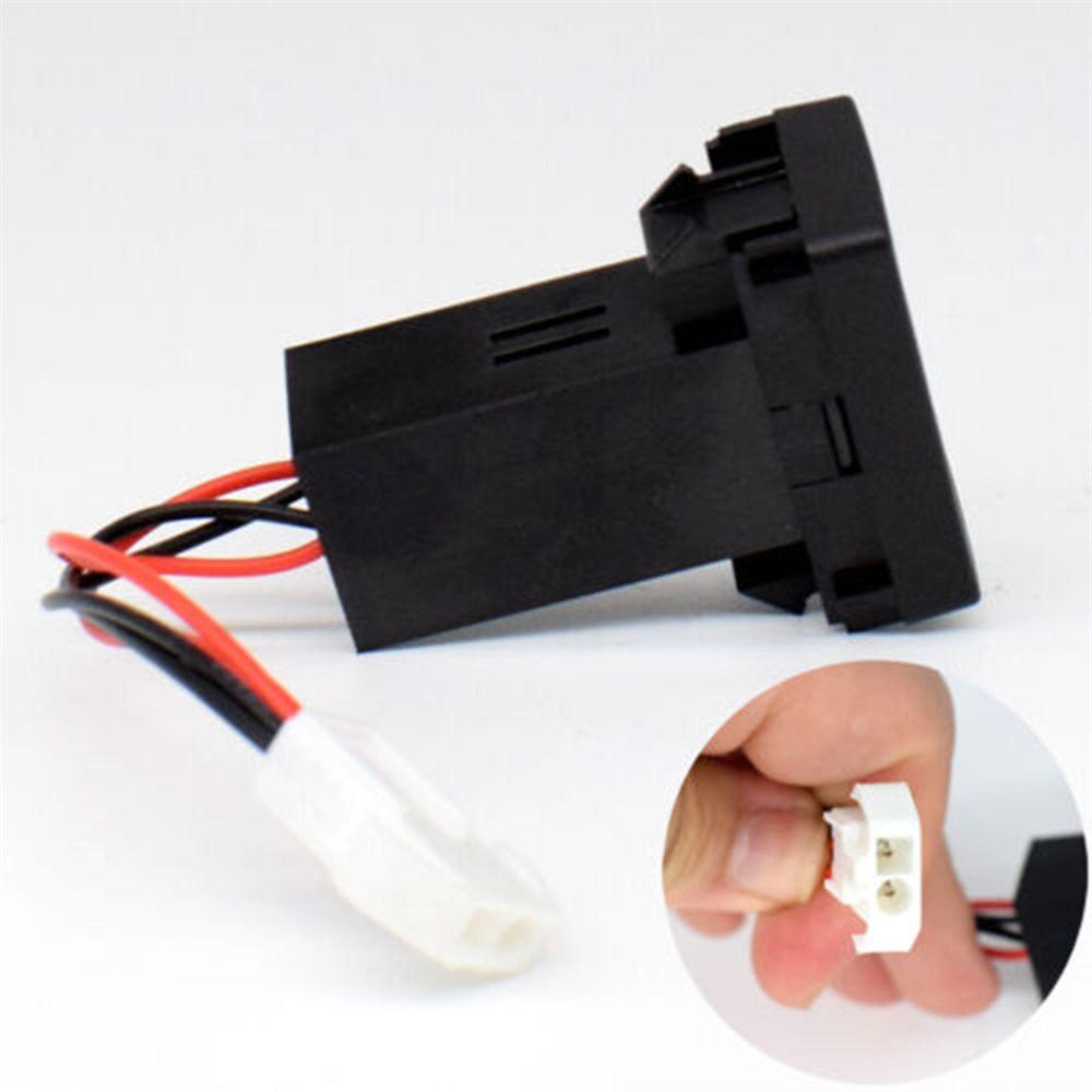 Bộ Sạc Xe Hơi Hai Cổng USB Tích Hợp Ổ Cắm Bền Bỉ Tiện Dụng