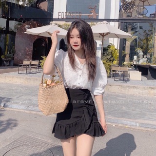 Áo sơ mi cổ voan + chân váy viền bèo