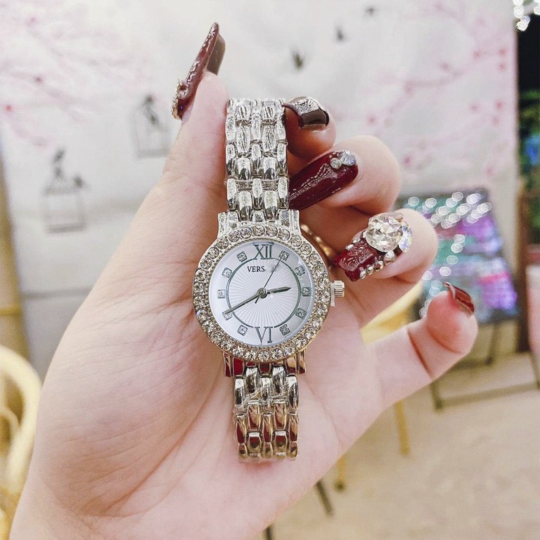 Mẫu Mới 2021- Đồng Hồ Nữ Verss Dây Kim Loại Cao Cấp Mặt Tròn Đính Đá Sang Trọng - Tặng Kèm hộp Và Vòng Tay