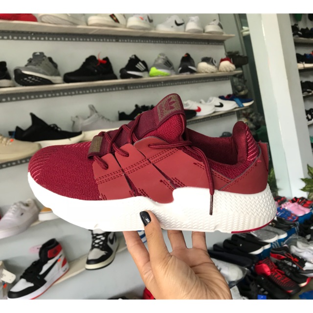 Giày prophere mận
