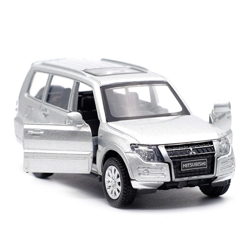 Caipo Mitsubishi Pajero Hợp Kim Xe Mô Hình Xe Địa Hình 1: 43 Kéo Lại Mở Cửa Bé Trai Trẻ Em Đồ Chơi Hợp Kim Trang Trí Xe Bộ Sưu Tập Đồ Trang Trí Quà Tặng Sinh Nhật