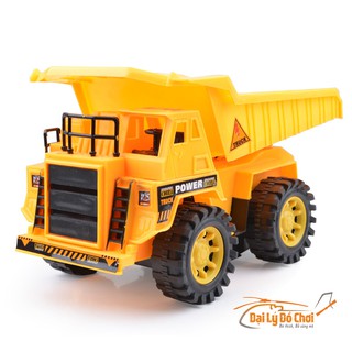 Xe tải chở và nâng thùng hàng điều khiển từ xa