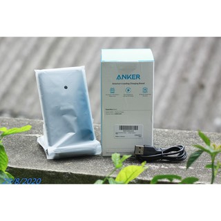 Đế sạc không dây Anker A2524 chuẩn Qi - Hàng Nhập Khẩu