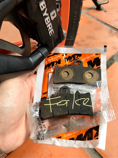 Bố thắng  TRƯỚC - chính hãng KTM Duke/RC/Adv 125-390