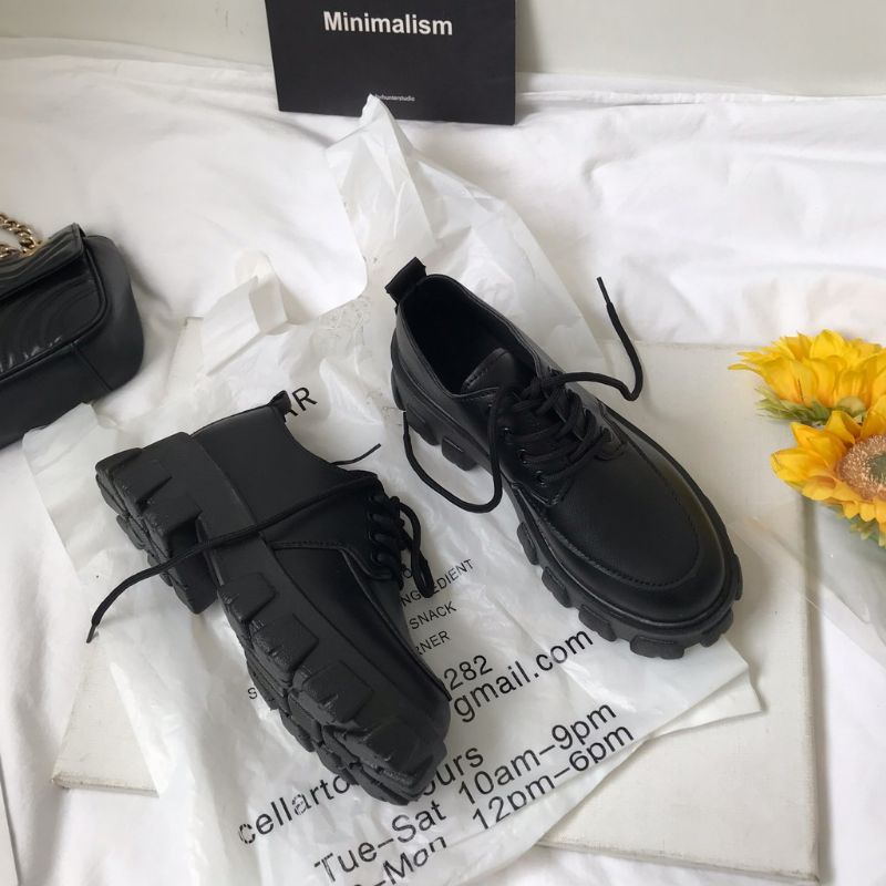 [CÓ SẴN] Giày bốt ulzzang gót vuông đế bự to dày mũi vuông phong cách Hàn Quốc bóng/trơn màu đen tăng chiều cao mới hot | BigBuy360 - bigbuy360.vn