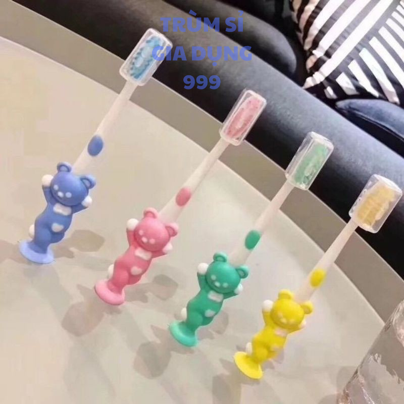 set 4 cây bàn chải đánh răng cho bé, túi 4 cây bàn chải đánh răng cho bé lông mềm có đế hít dính có túi zip như hình