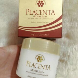 Váy pass của Ngọc Anh