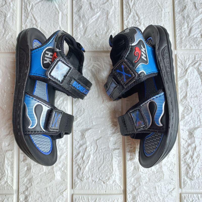 Dép quai hậu bé trai từ 1 đến 8 tuổi.Sandal bé trai hàng công ty