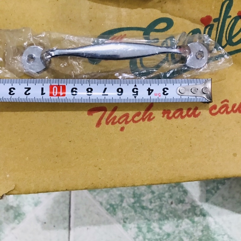 Tay nắm tủ hoa nâu - vàng -đỏ các cỡ giá 1c