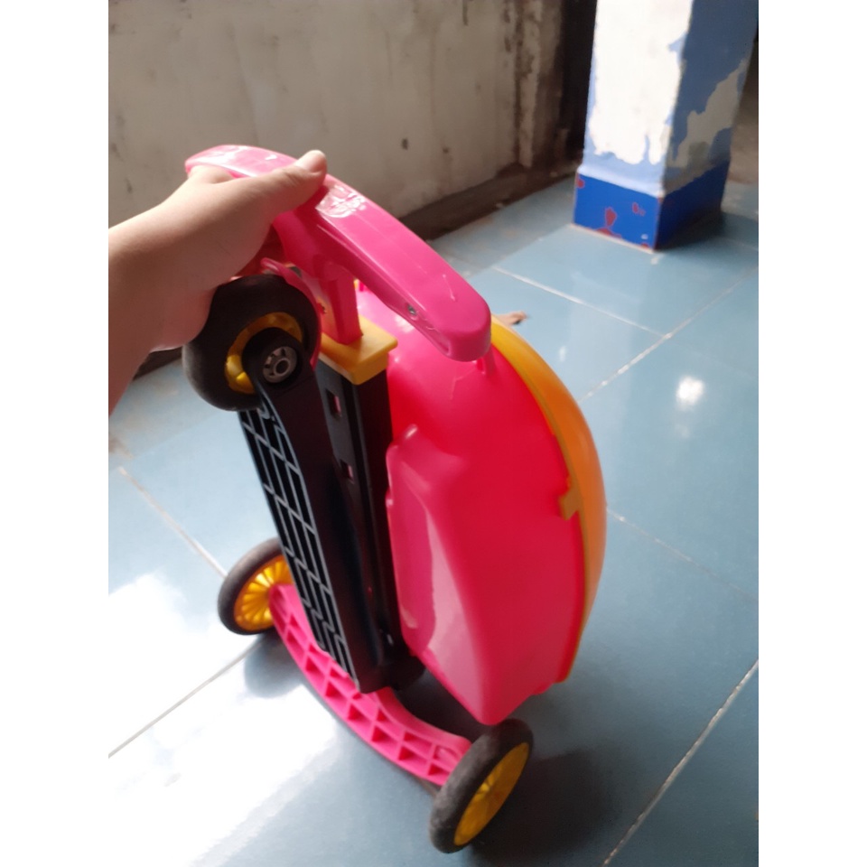 Vali xe trượt Scooter 2 in 1 Quà tặng từ Vinamilk(Shop còn màu hồng)