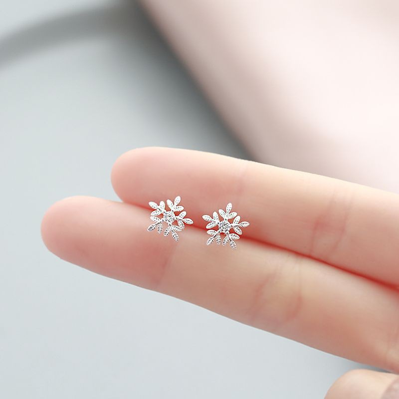 Bông tai bằng bạc sterling 925 hình bông tuyết phong cách Hàn Quốc
