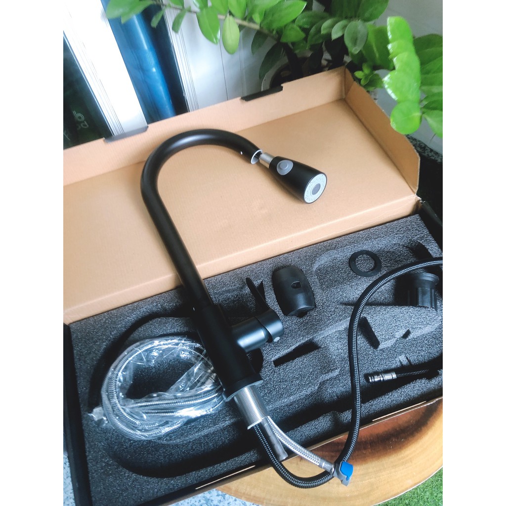 Vòi rửa chén rút nóng lạnh 304 tỉnh điện đen