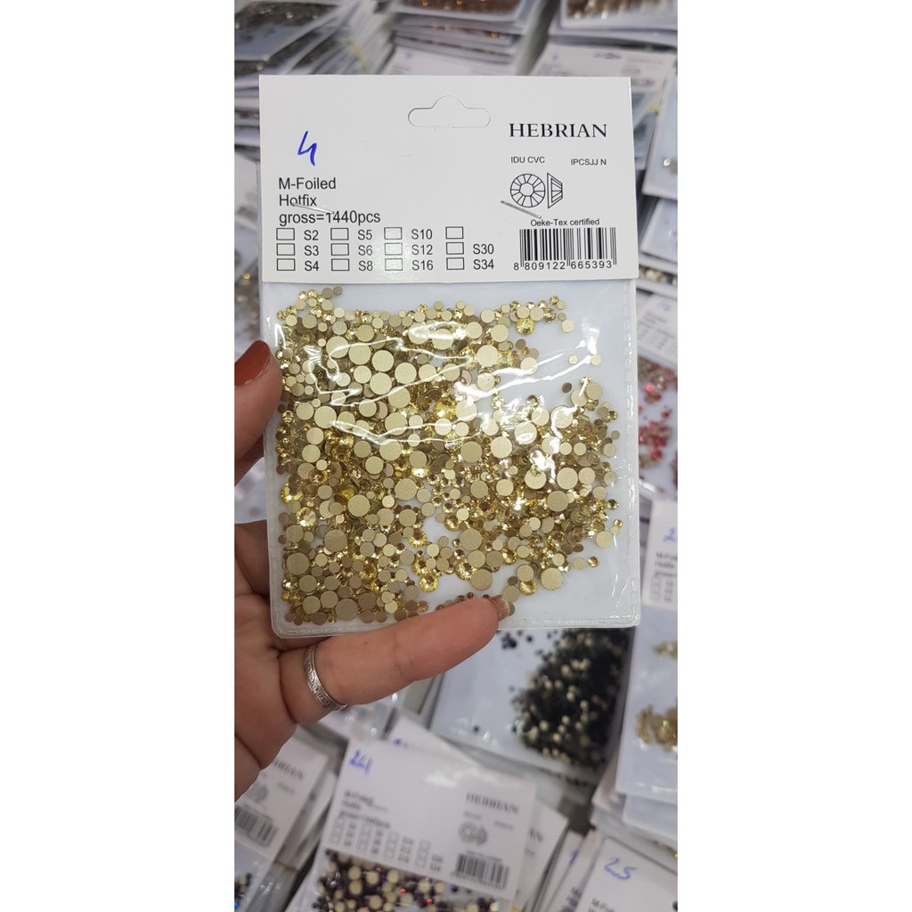 Đá Úc Màu Vàng Nhạt Mã C15 Chân Vàng Trang Trí Móng Loại Siêu Sáng Mix Size 1440 Viên Như Hình