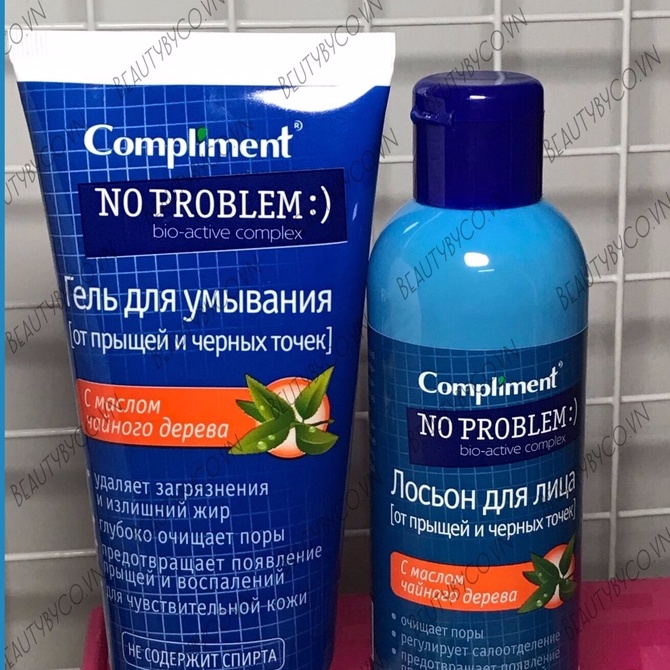 Sữa rửa mặt Compliment có công thức tự nhiên dịu nhẹ được làm giàu với các thành phần hoạt tính có giá trị