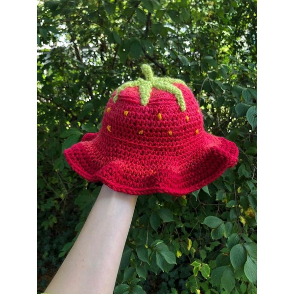 CROCHET BUCKET - MŨ LEN TRÁI DÂU