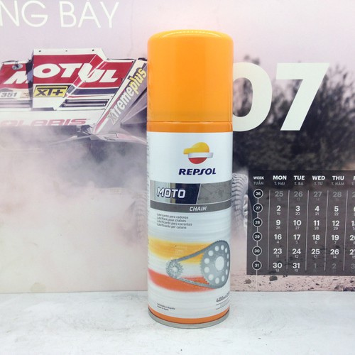 Xịt dưỡng sên Repsol Chain Lube 400ml và bàn chải vệ sinh sên 3D