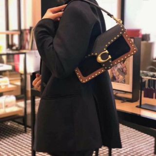 🤩🤩COACH TABBY PHỐI VIỀN ĐINH CÁ TINH🤩