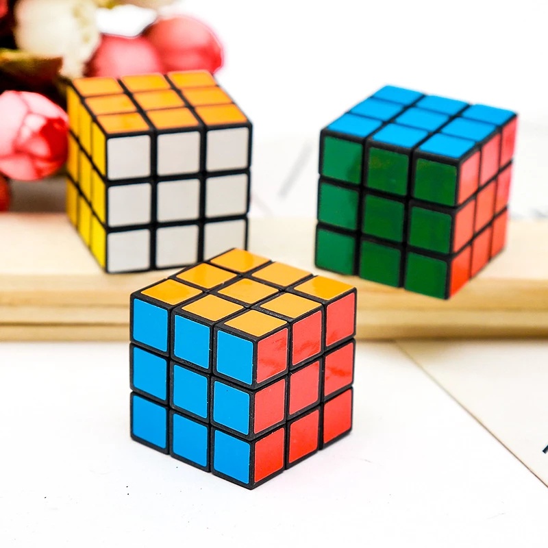 1 Khối Rubik 3x3x3 Ma Thuật Rèn Luyện Trí Não Cho Bé